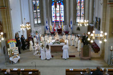 1. Heilige Kommunion in St. Crescentius (Foto: Karl-Franz Thiede)